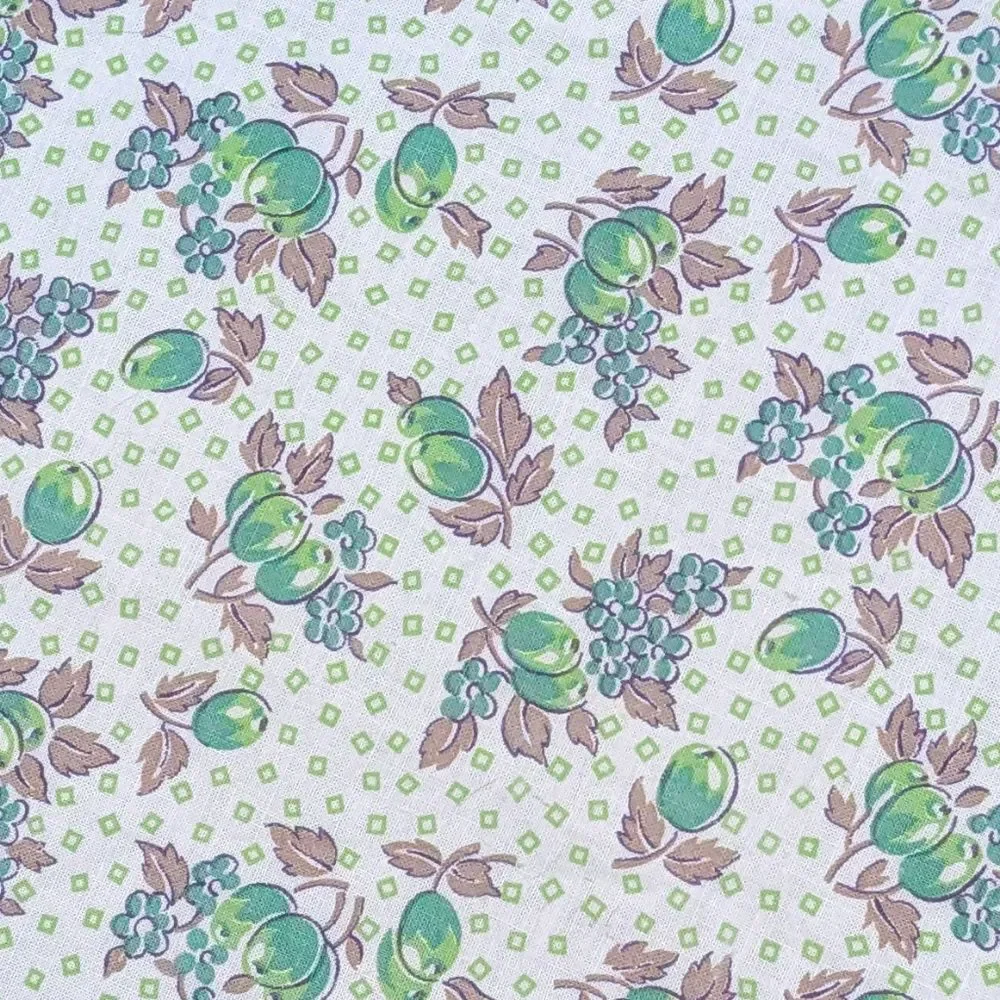 Vintage fruit‎ and flower green tan and white tablecloth